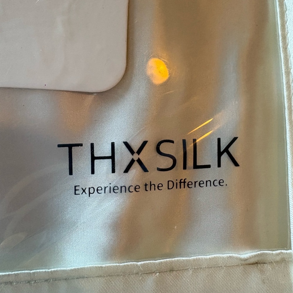 THX SILK PEARL CAL KING SILK FITTED SHEET - Picture 10 of 10